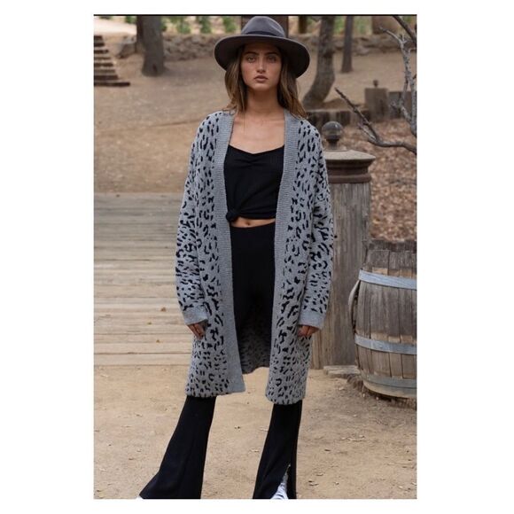 GREY Leopard Cardigan Sweater - Picture 5 of 11